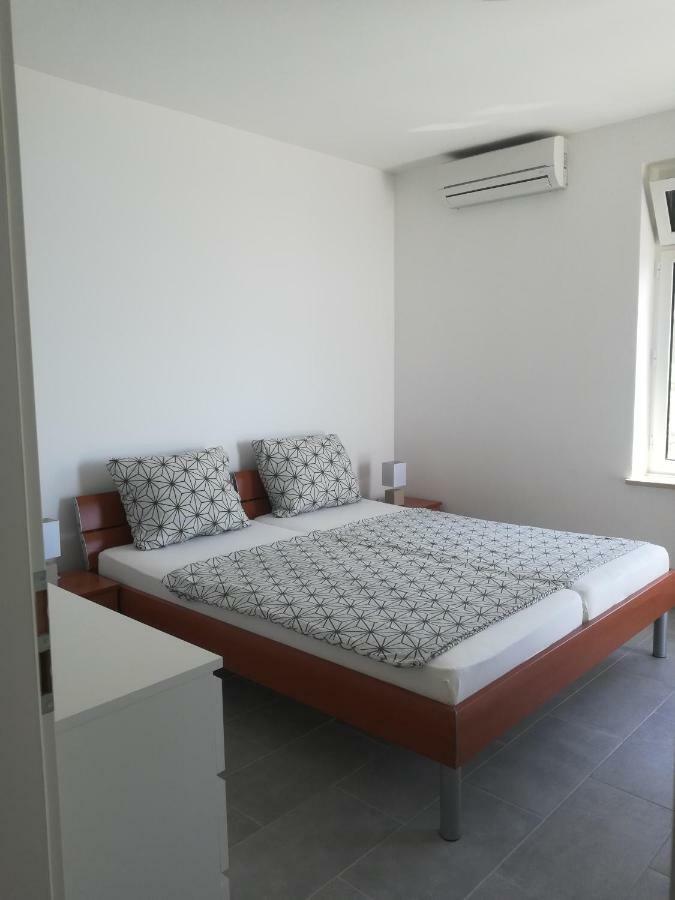Villa Adagio Apartments Sumartin Εξωτερικό φωτογραφία